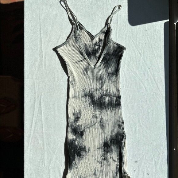 Bear Dance Med Grey Tie Dye Dress tank v-back ribbed dress. B1 - Picture 3 of 5